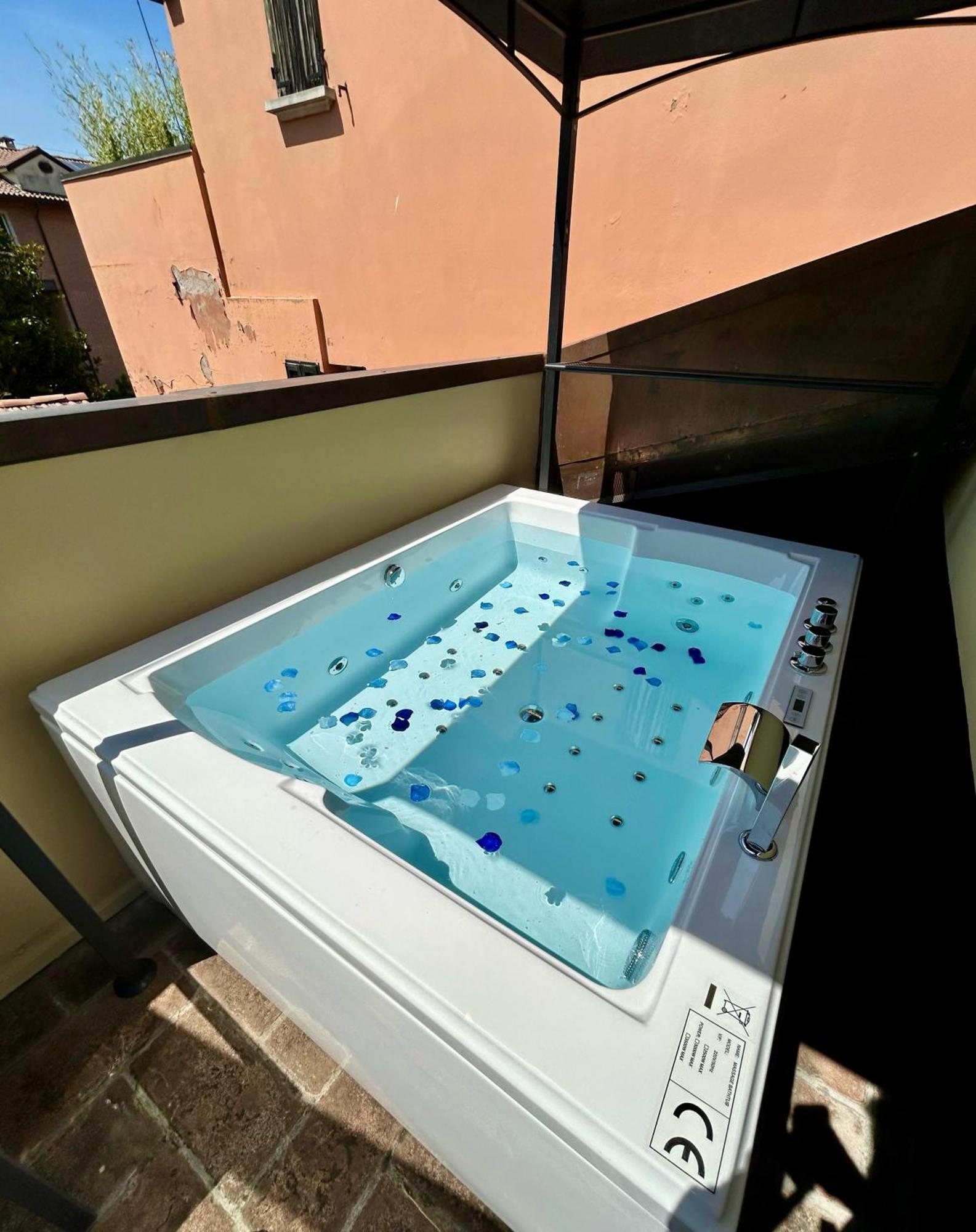 Frassinago Deluxe Suites-Bolognarooms Exterior photo
